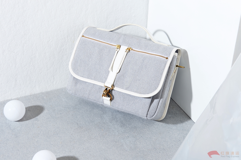 16392103051370.jpg 攝圖網(wǎng)_500990327_包包女士男士手提包錢包斜挎包背包(企業(yè)商用)_副本.jpg